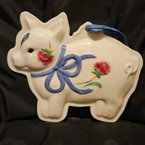 Lenox Poppies On Blue Pig Cookie Press